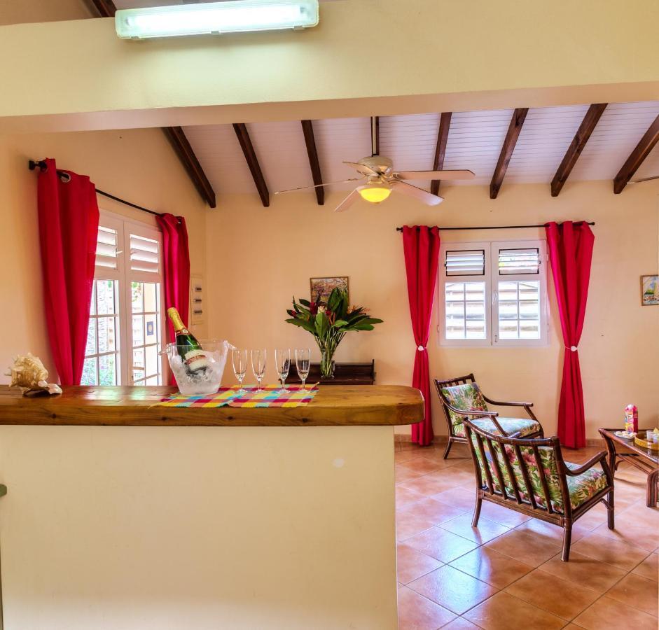 Coquette Villa Du Cap Est Le Francois Ngoại thất bức ảnh